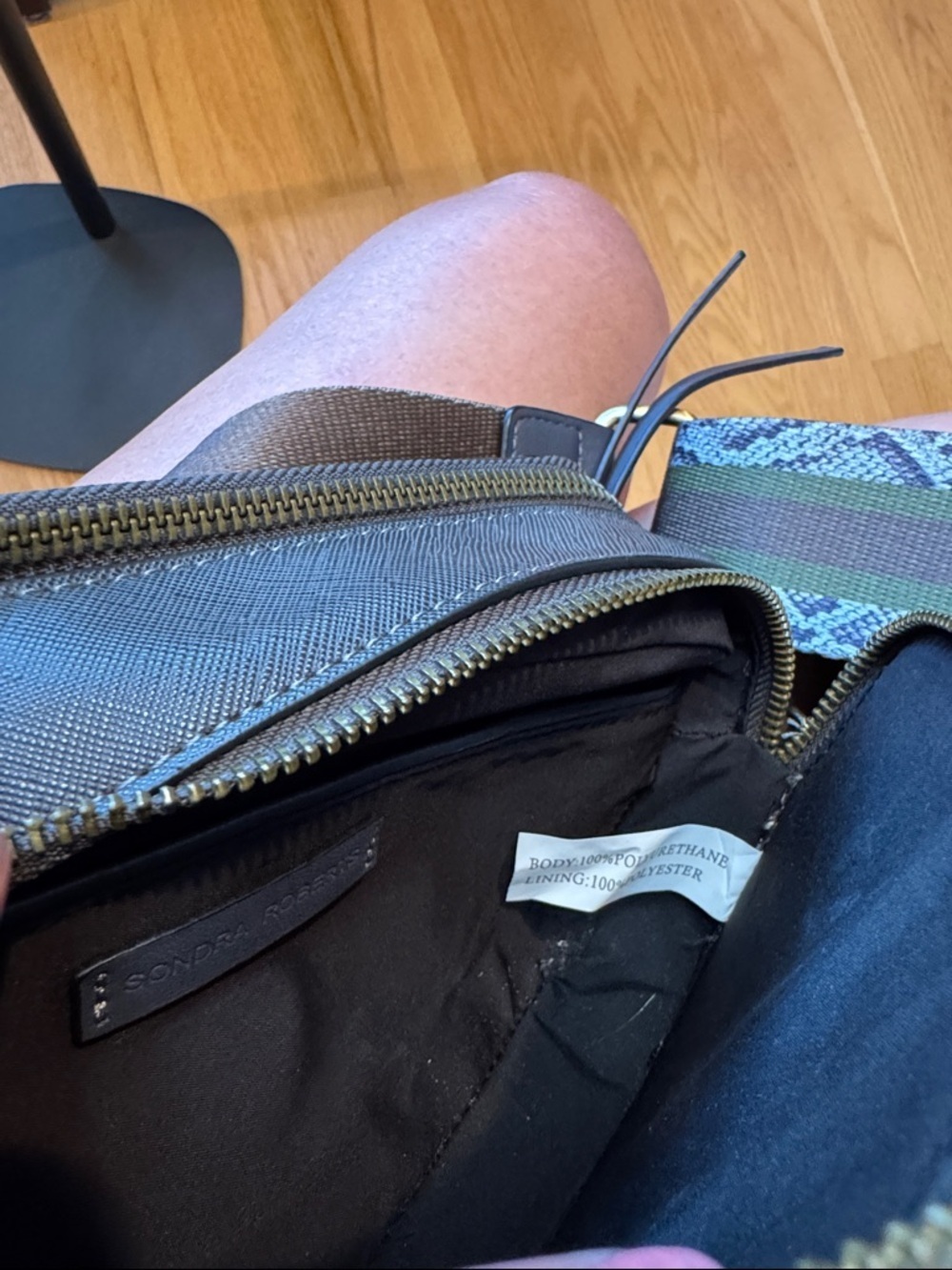 Sondra Roberts vegan leather crossbody Bag with Olive-Accent Strap - Picture 11 of 13